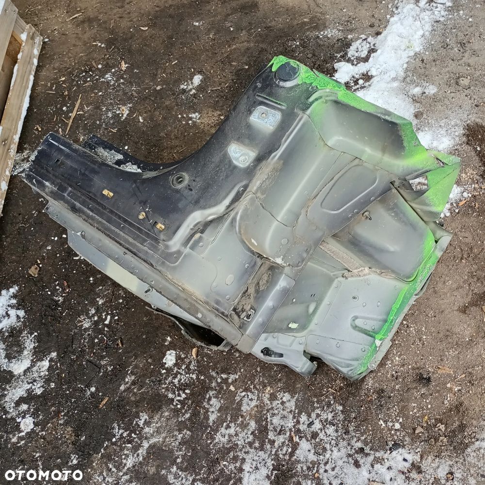 Próg prawy jeep grand Cherokee wk2 - 2