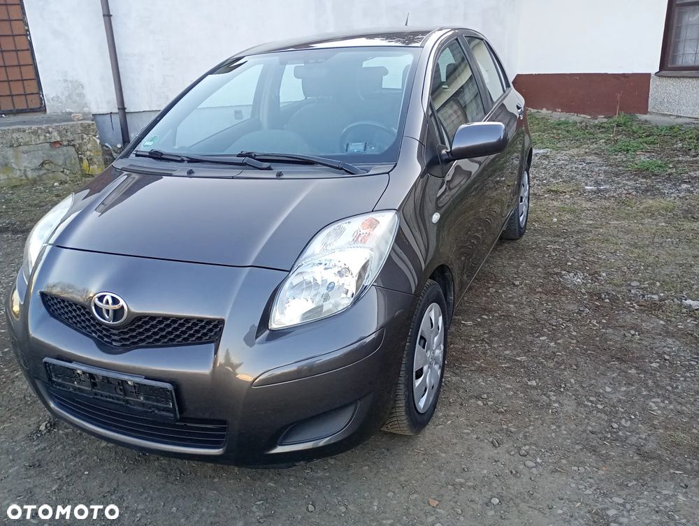 Toyota Yaris 1.33 Luna - 4