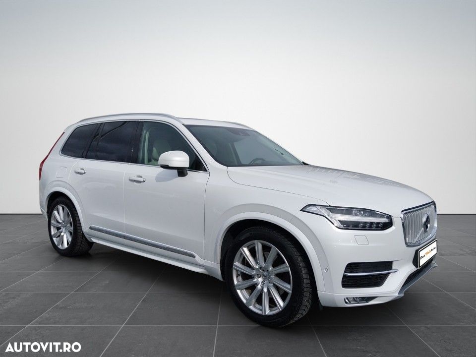 Volvo XC 90 - 8