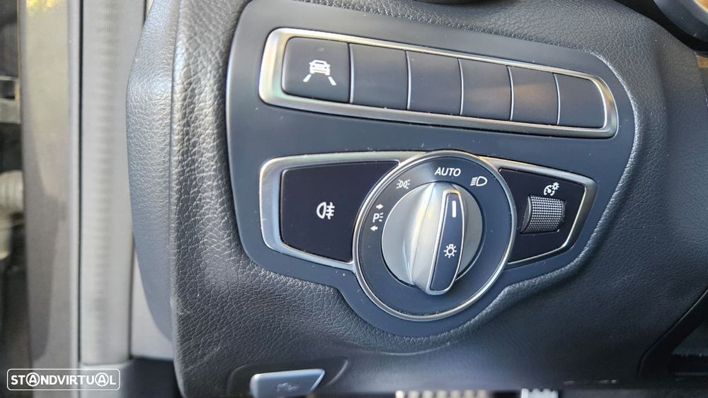 Mercedes-Benz C 300 de AMG Line - 18