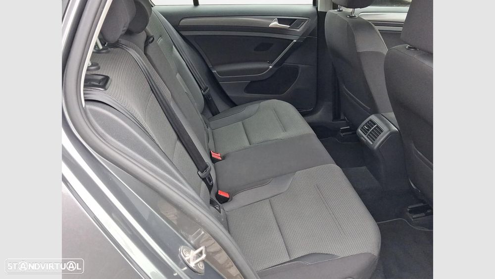 VW Golf 1.0 TSI Confortline - 14