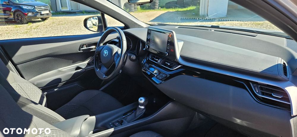 Toyota C-HR Style Selection - 23
