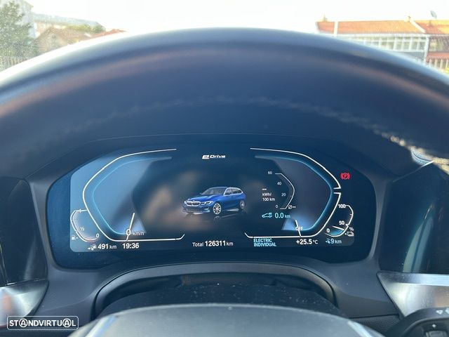 BMW 330 - 8