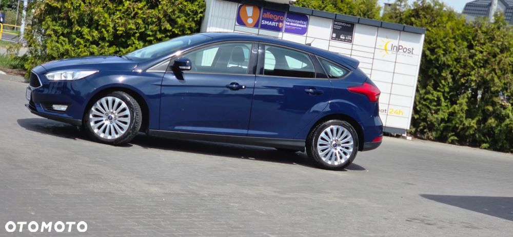 Ford Focus - 8
