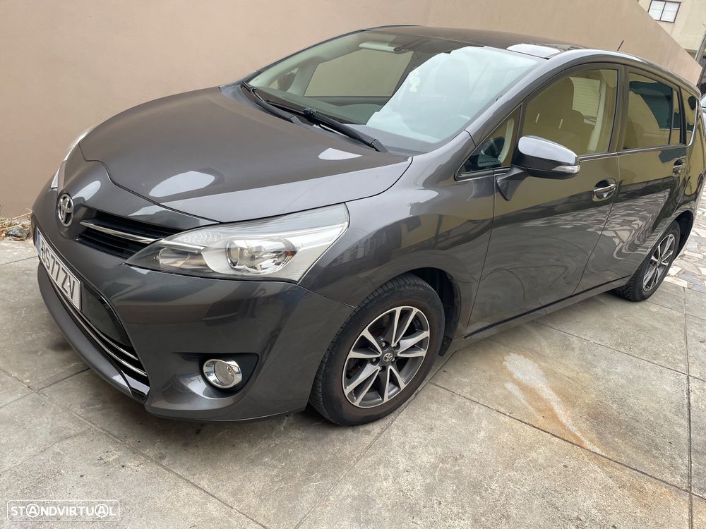 Toyota Verso 1.6 D-4D 5L S&S Comfort - 9