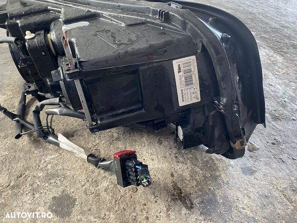 Far xenon adaptiv stanga Volvo XC90 2012-2014 31290894 - 2