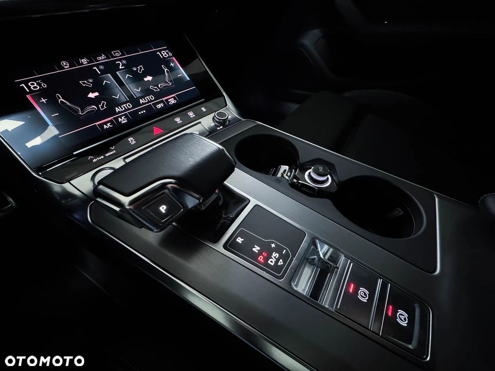 Audi A6 Avant 40 TDI S tronic sport - 34