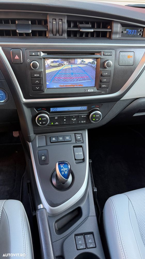 Toyota Auris - 15