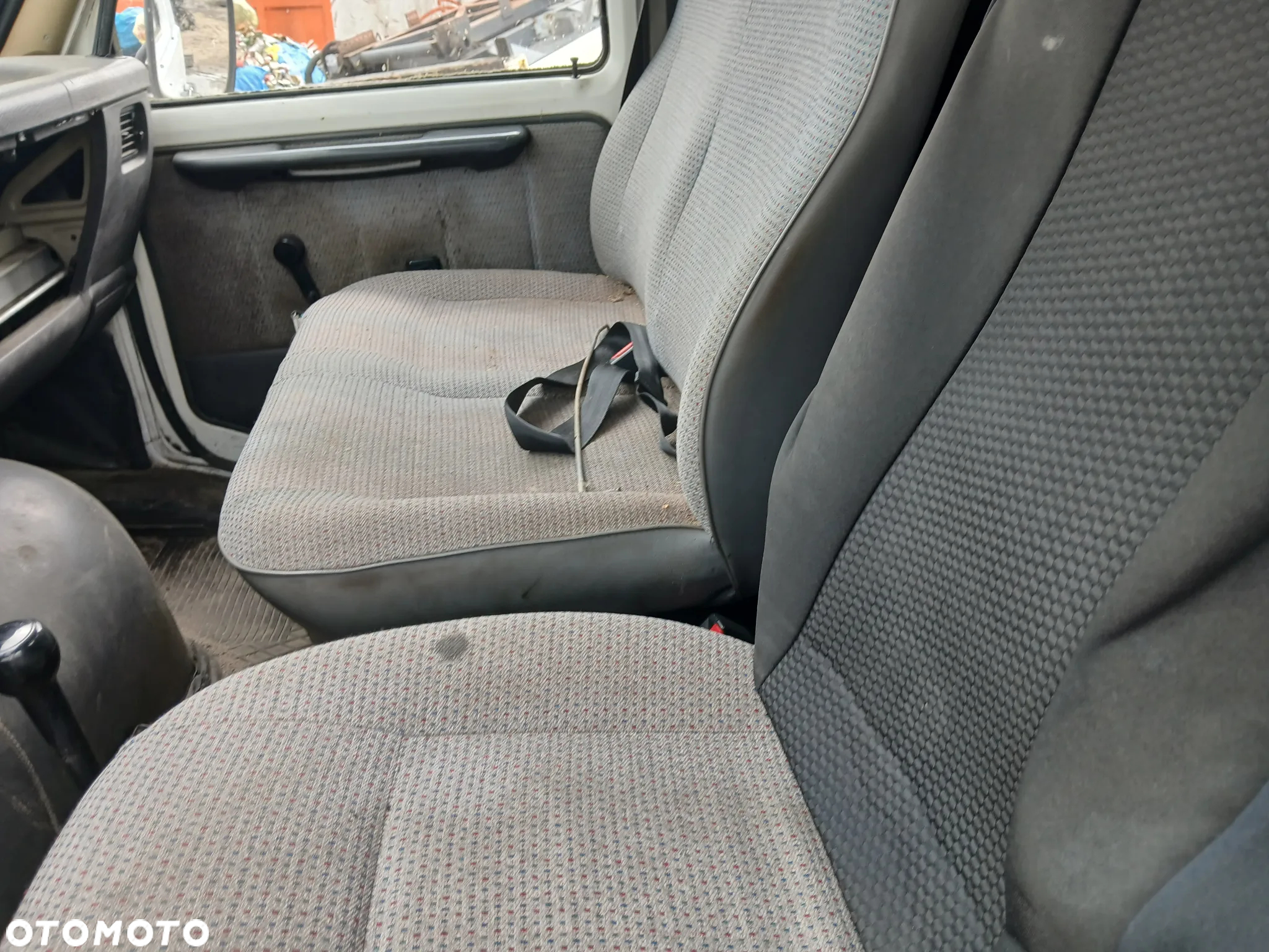daewoo FS lublin fotel fotele kanapa deska kokpit podsufitka boczek boczki klamka podłokietnik licznik - 6