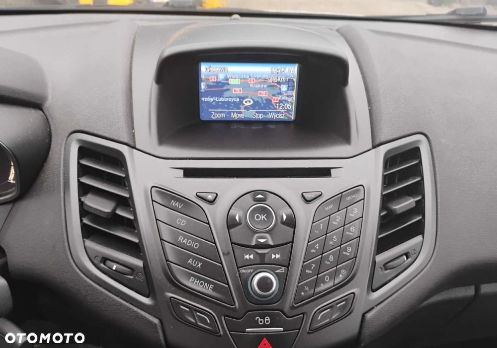 Ford Fiesta - 15