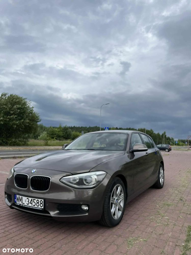 BMW Seria 1 116i - 1