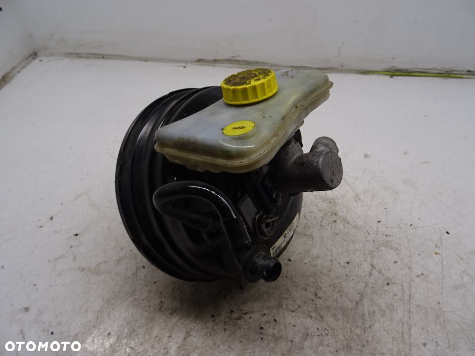 VW PASSAT B5 LIFT 2.5 TDI SERWO POMPA HAMULCOWA - 1