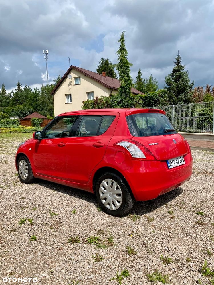 Suzuki Swift 1.2 Premium - 4