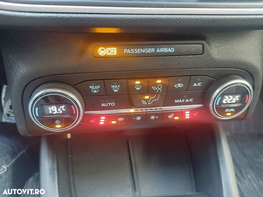 Ford Focus 1.5 EcoBlue Trend - 13