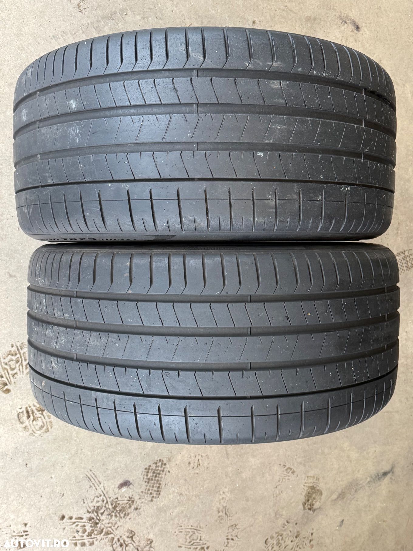 Vând 2 anvelope 325/30/23 Pirelli de vară ca noi - 1