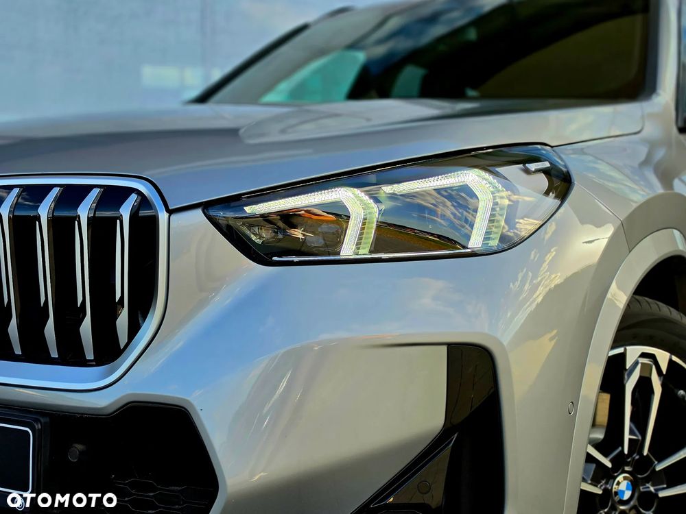 BMW X1 sDrive20i mHEV - 15