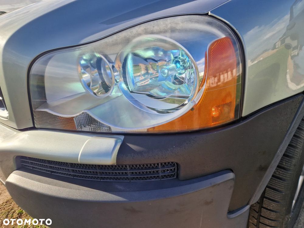 Volvo XC 90 - 30
