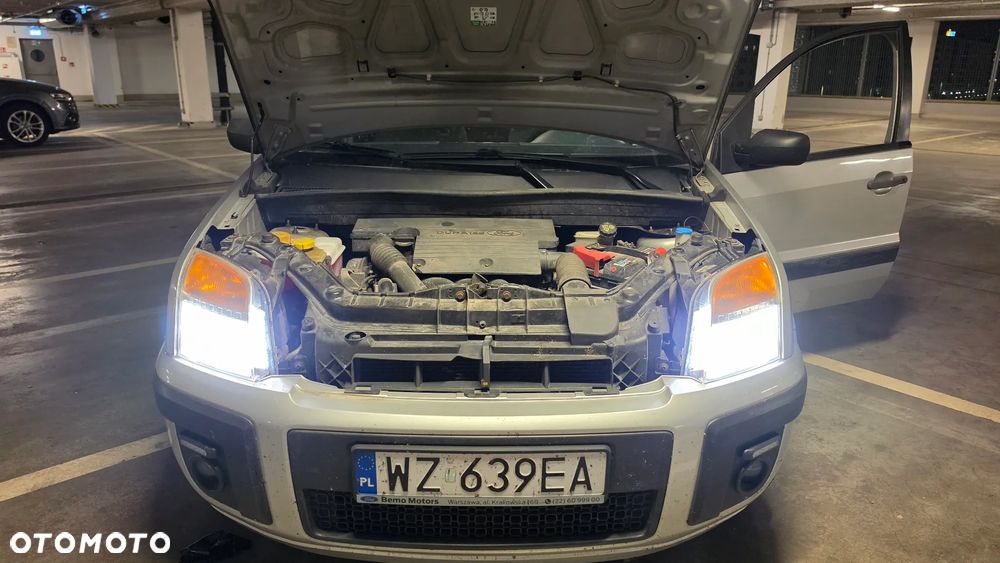 Ford Fusion 1.4 Trend - 17