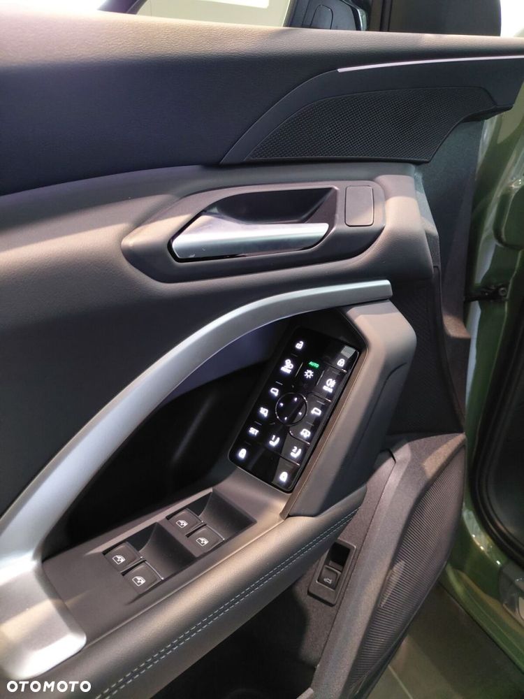 Audi Q5 Sportback - 11