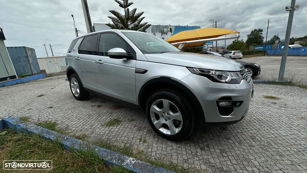 Land Rover Discovery Sport 2.0 TD4 SE - 4