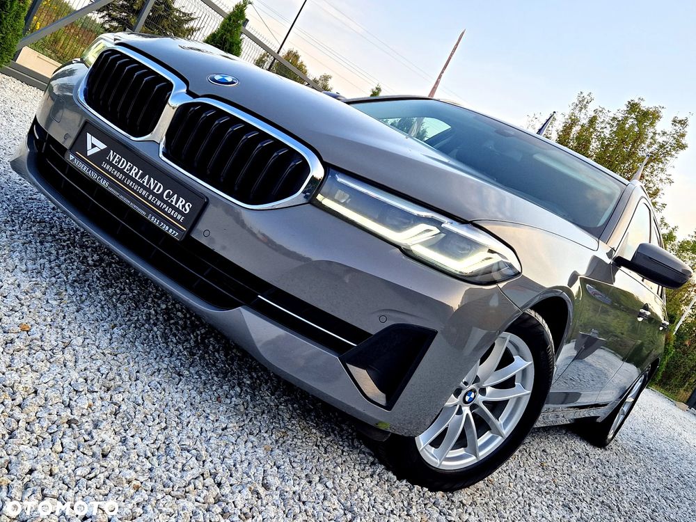 BMW Seria 5 520d Touring - 30