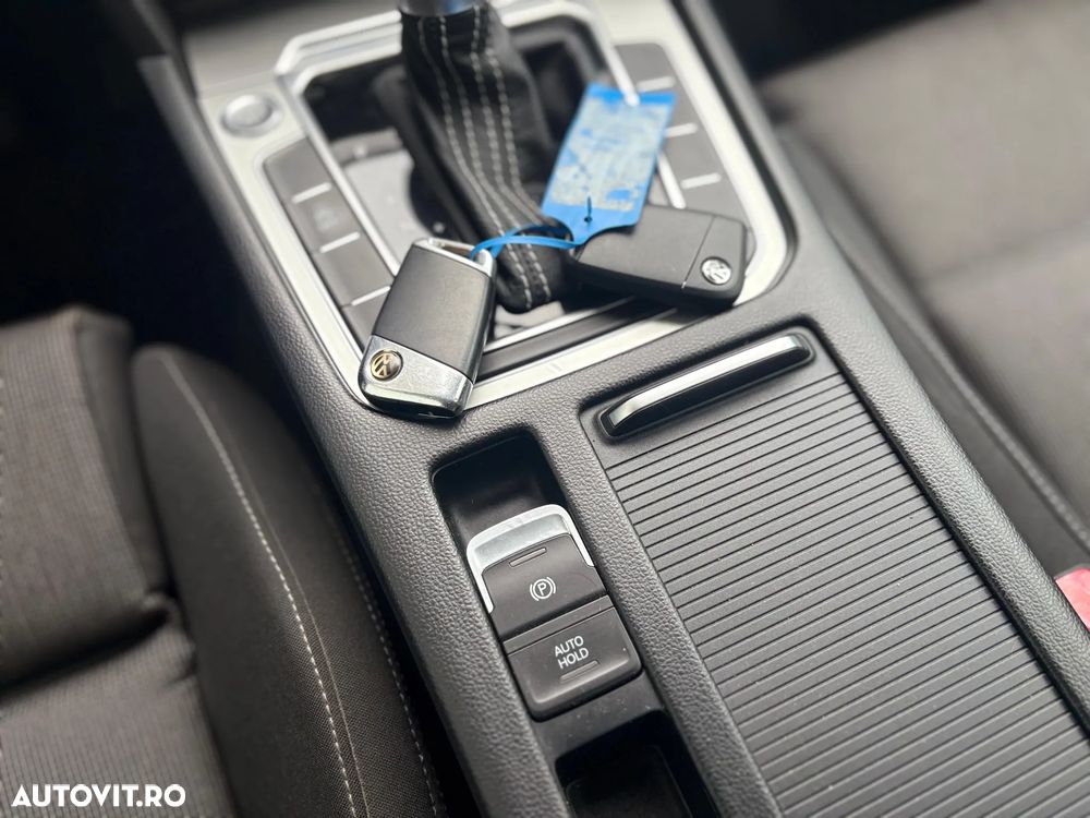 VOLKSWAGEN Passat 2016 — imagine 8