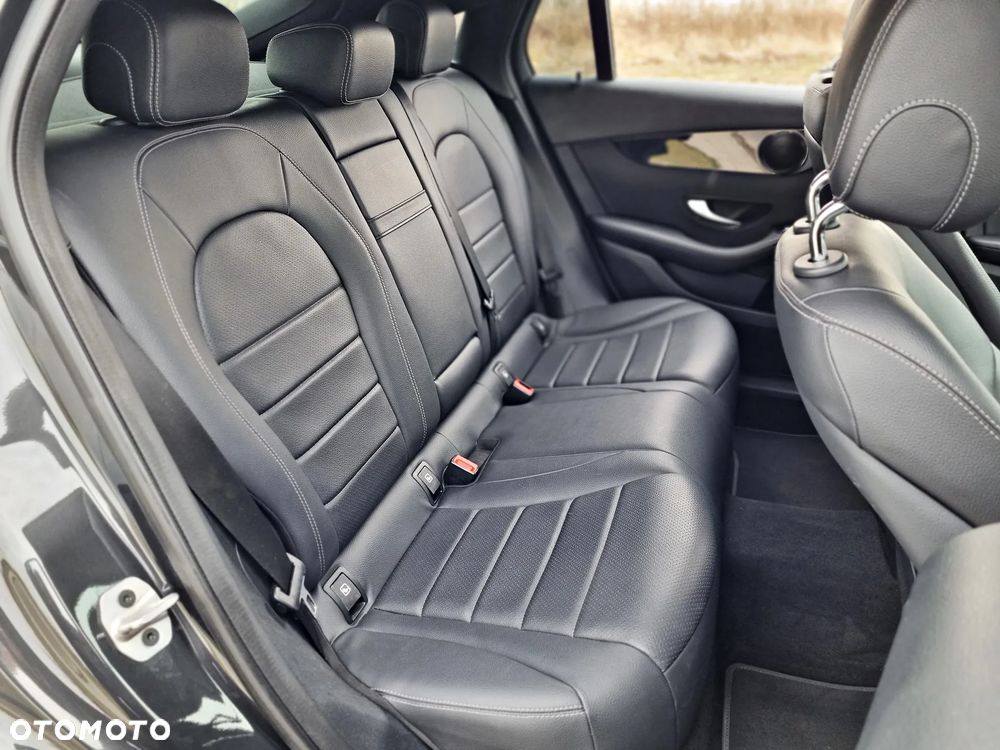 Mercedes-Benz GLC 200 4Matic 9G-TRONIC - 23