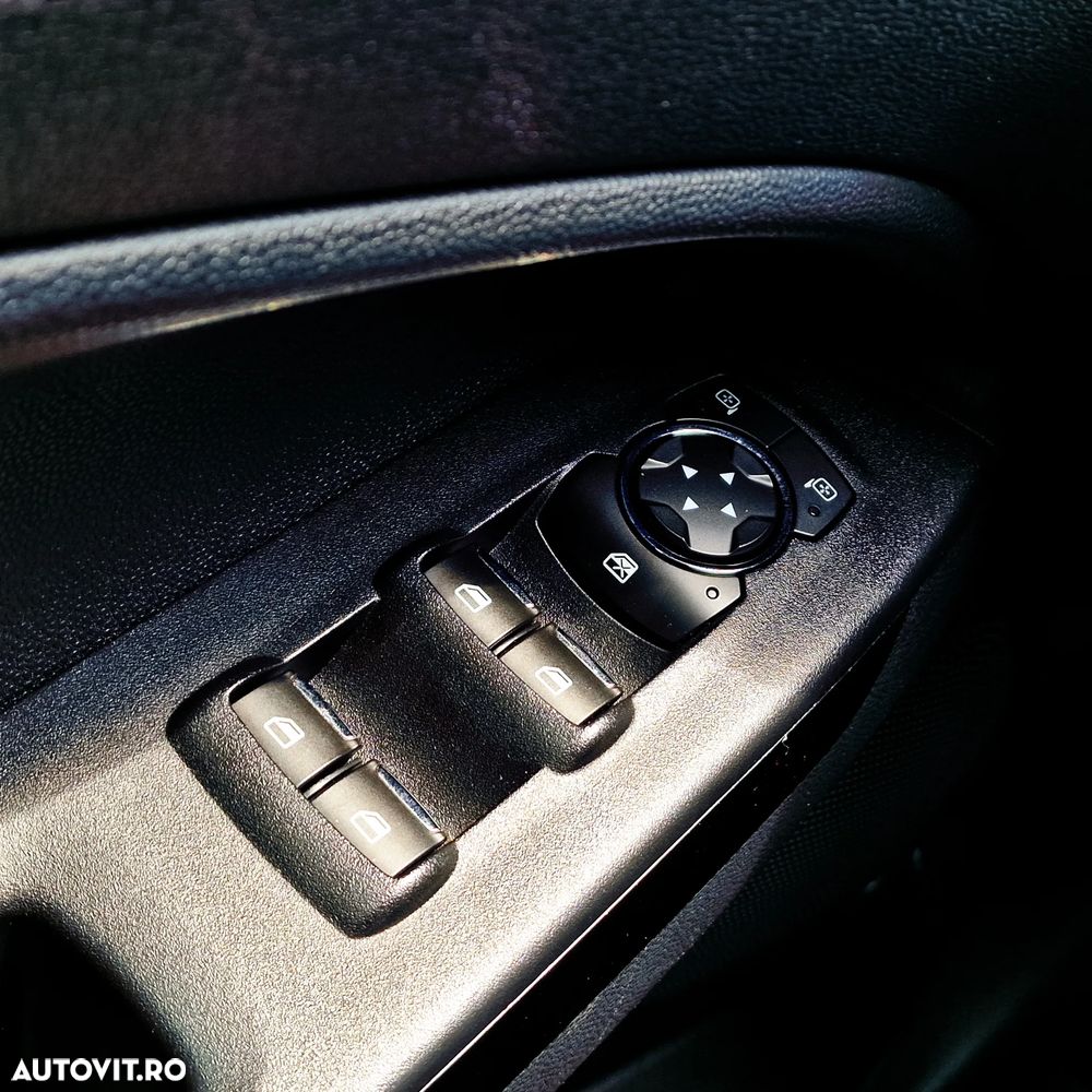 FORD Ecosport 2020 — imagine 19