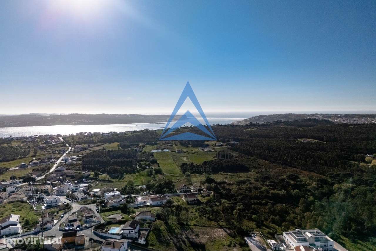 MORADIA T4 COM PISCINA - Nadadouro - Foz do Orelho - Grande imagem: 2/60