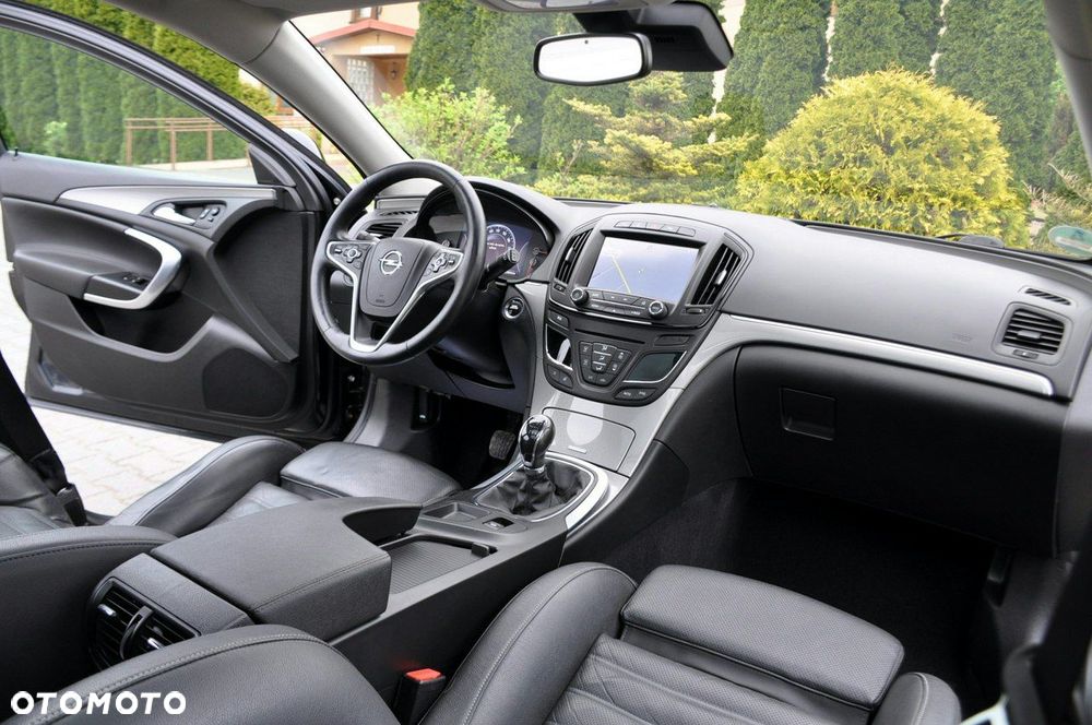 Opel Insignia - 24