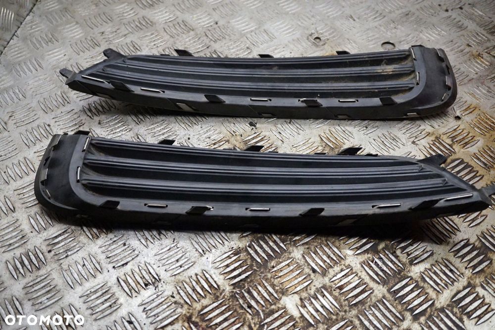 ZAŚLEPKA LISTWA ZDERZAKA INSIGNIA A I 903200026 PRAWA OPEL 2008-2013 - 3