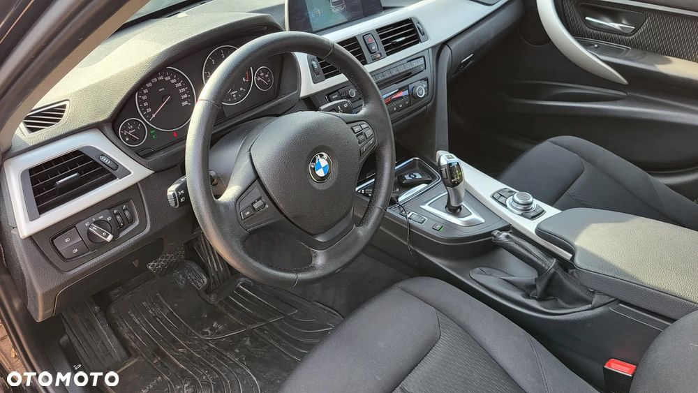 BMW Seria 3 316d - 6