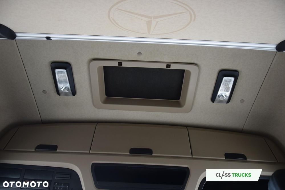 Mercedes-Benz Actros 5 1845 BigSpace LED lights - 15