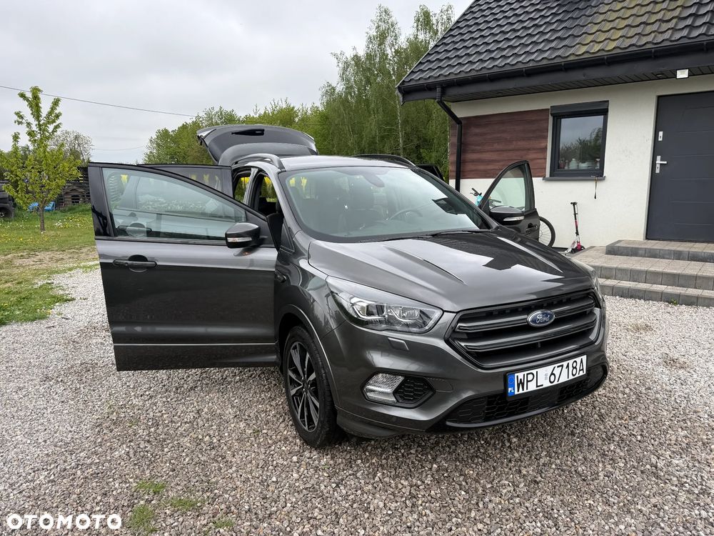 Ford Kuga 1.5 EcoBoost 2x4 ST-Line - 21