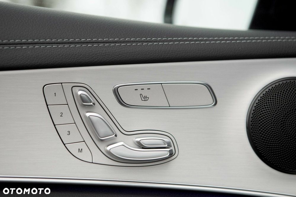 Mercedes-Benz Klasa E - 20
