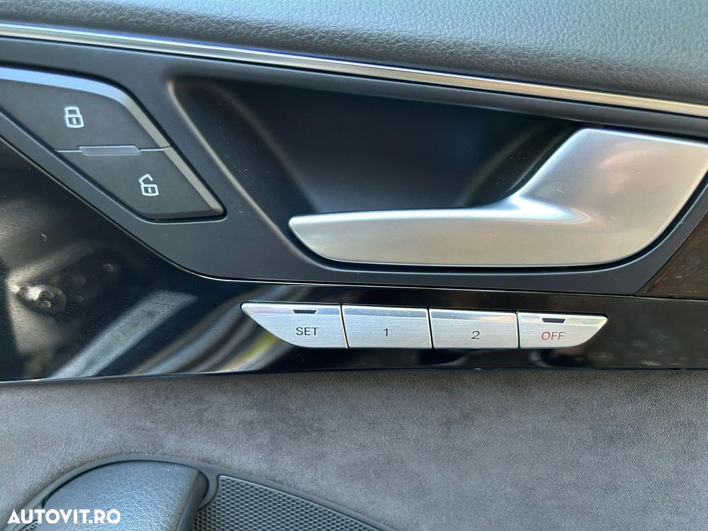 Audi A8 4.2 TDI DPF (clean diesel) quattro tiptronic - 20