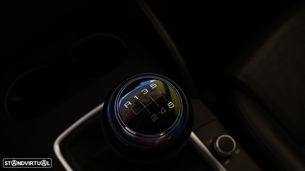 Audi A3 1.6 TDI Advance Ultra - 12