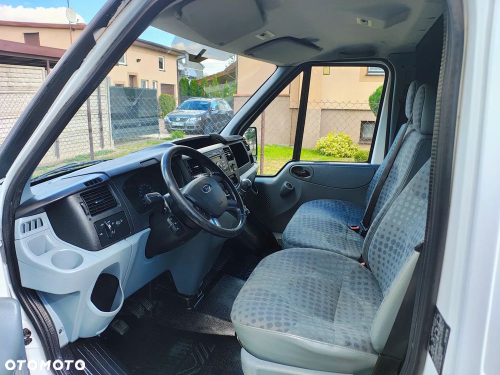 Ford Transit - 14