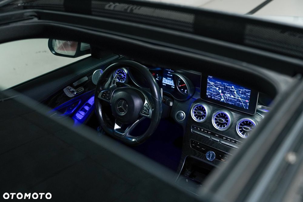 Mercedes-Benz Klasa C 300 T 7G-TRONIC AMG Line - 3