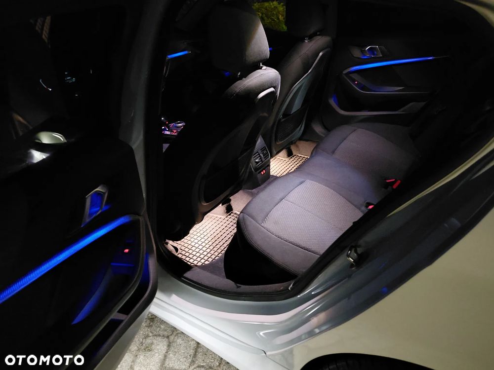 BMW Seria 1 - 20