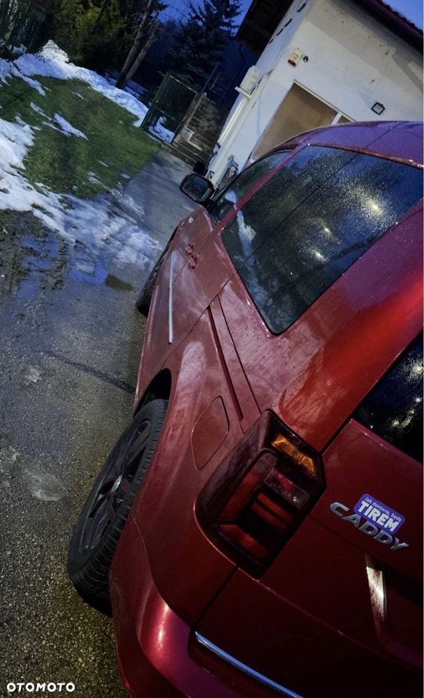 Volkswagen Caddy 2.0 TDI Highline DSG - 8