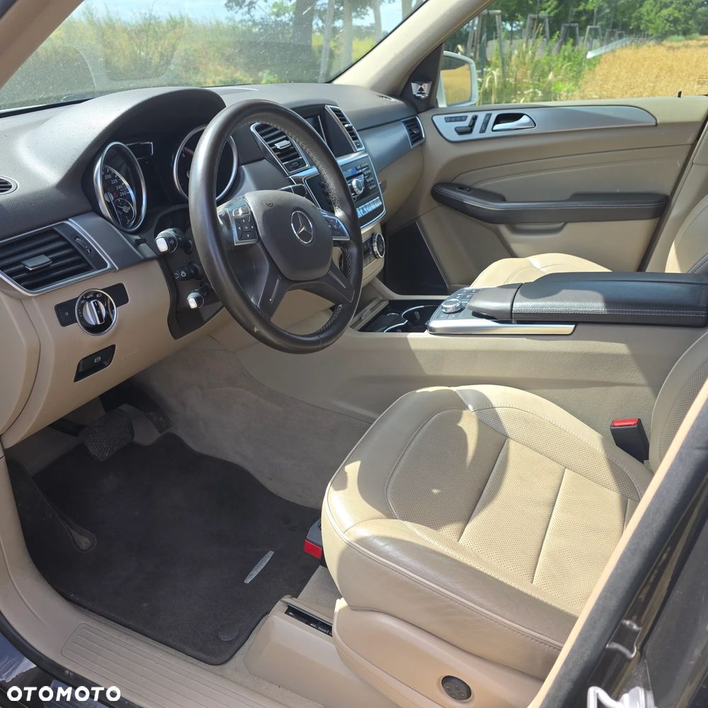 Mercedes-Benz ML 500 BlueEff 4-Matic - 4