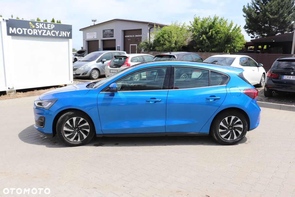 Ford Focus 1.5 EcoBlue Start-Stopp-System TITANIUM STYLE - 12