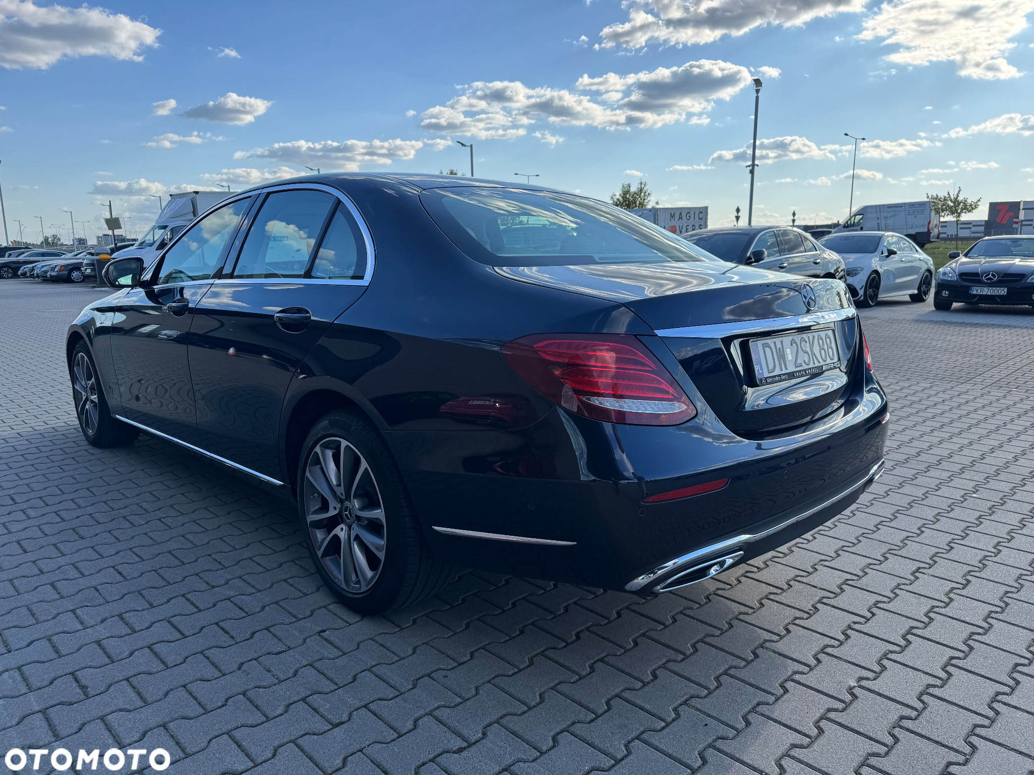 Mercedes-Benz Klasa E 220 d 4-Matic 9G-TRONIC - 9