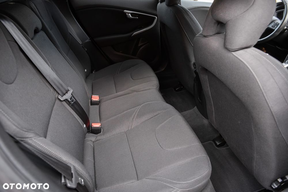 Volvo V40 D2 Drive-E Summum - 30