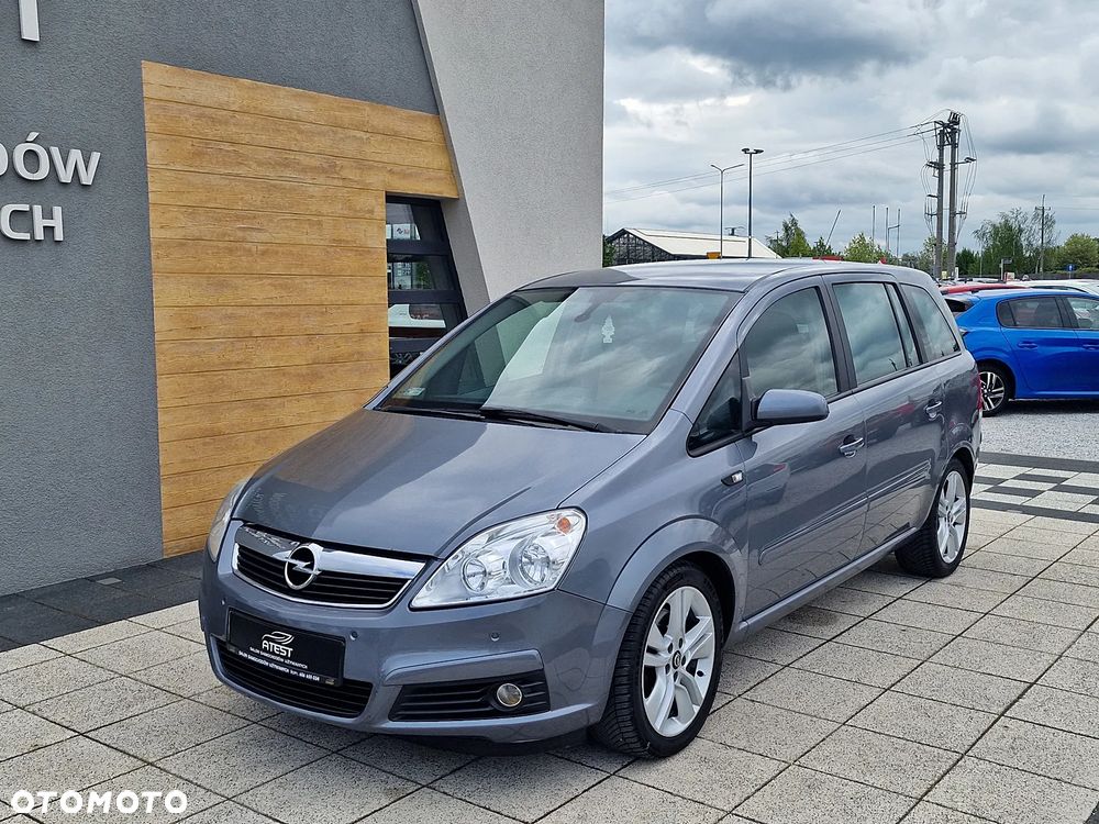Opel Zafira 2.2 - 2