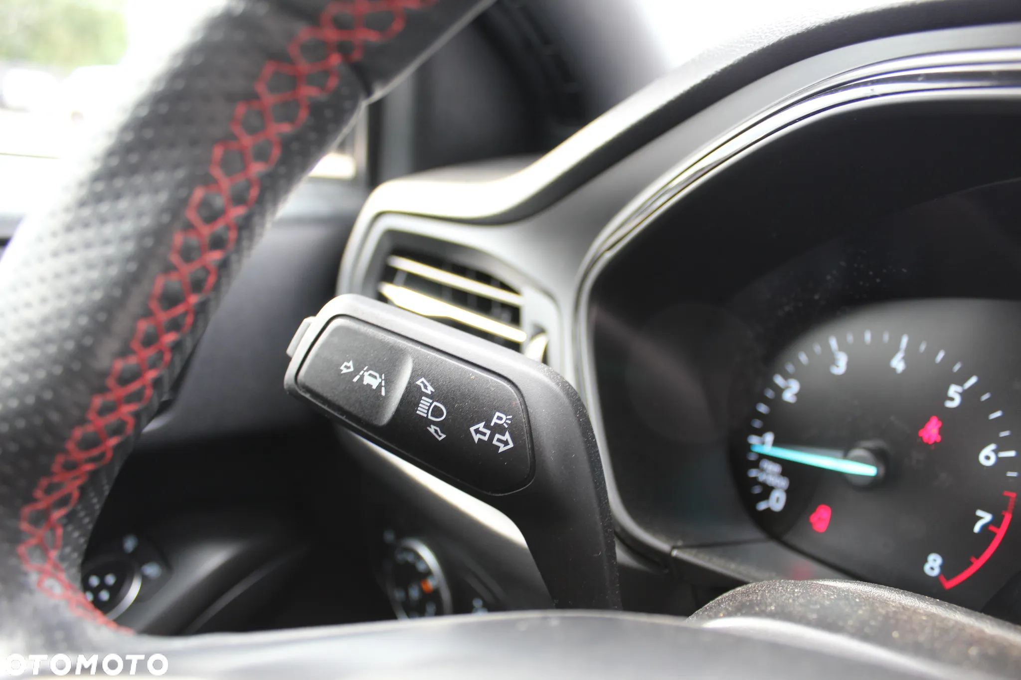 Ford Focus 1.0 EcoBoost ST-Line Black ASS - 23