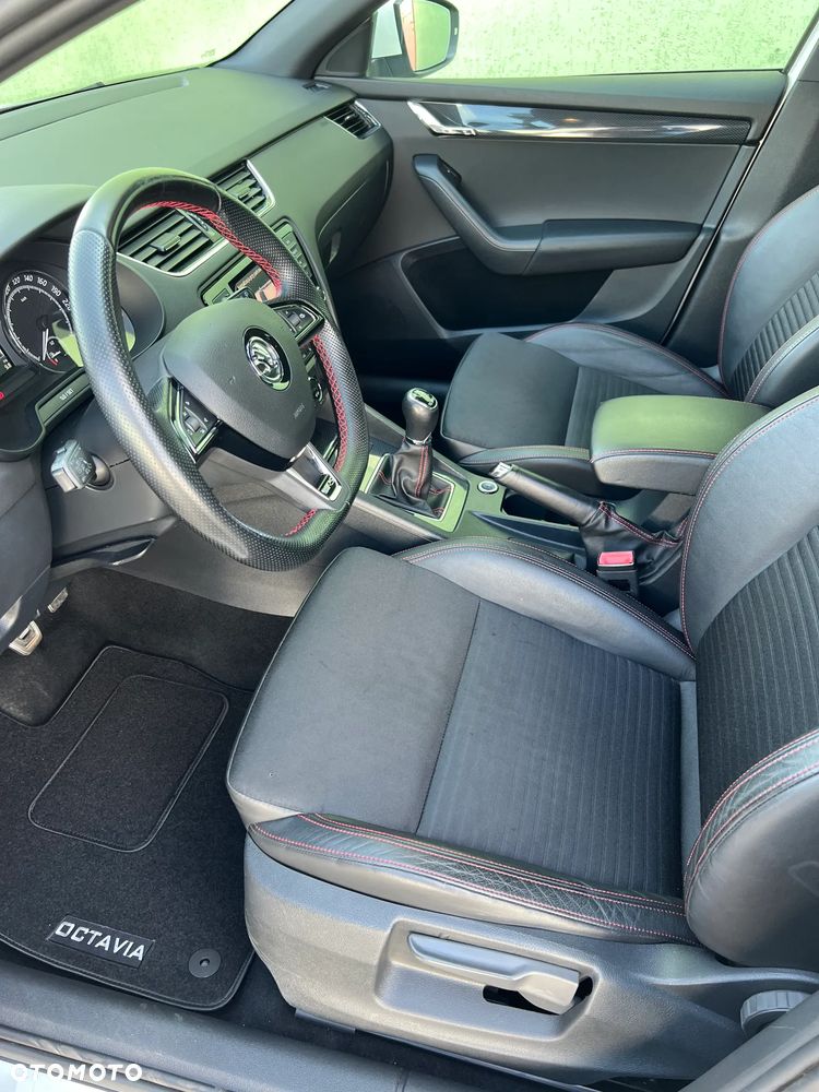Skoda Octavia 2.0 TDI (Green tec) RS - 10