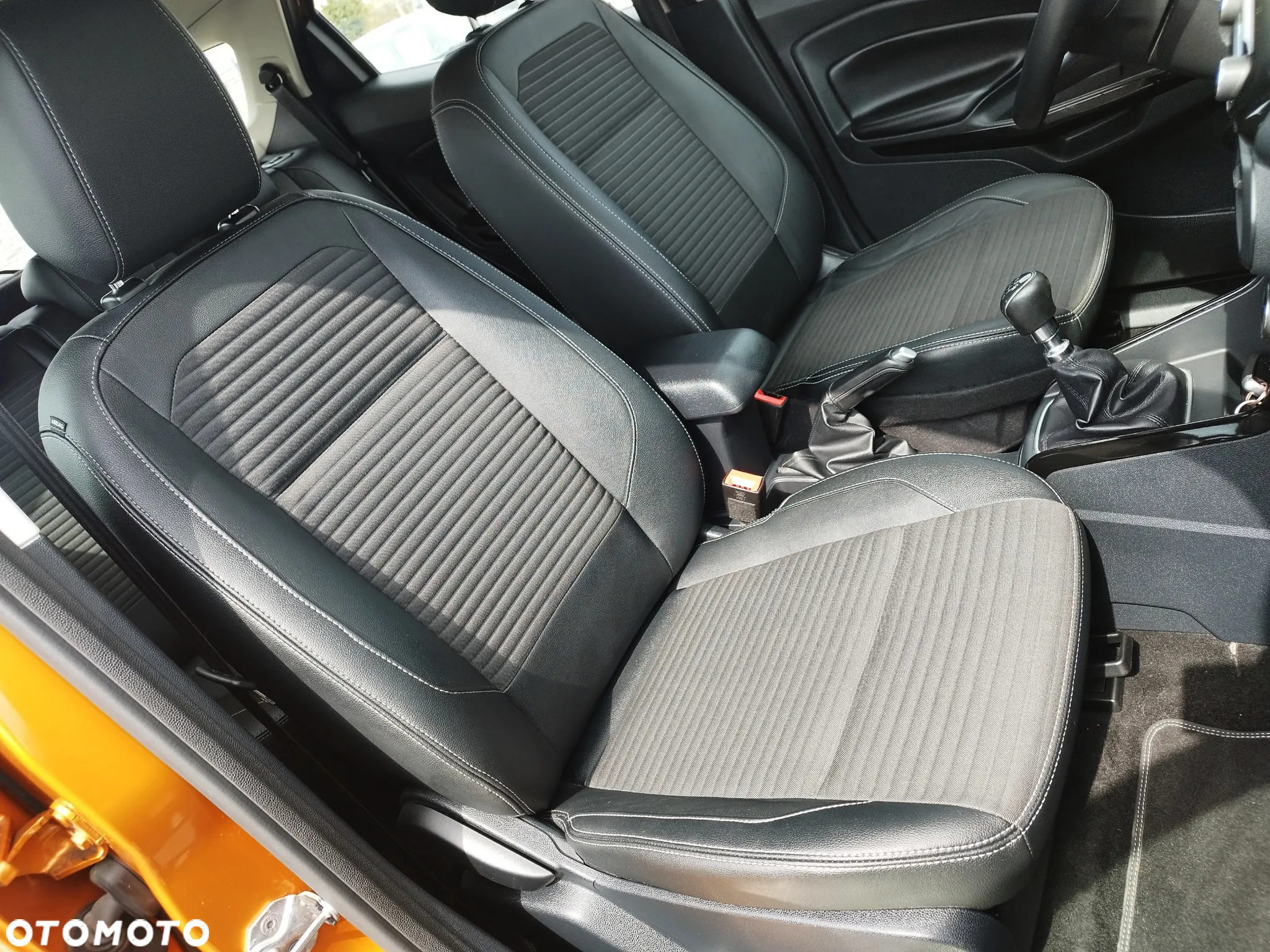 Ford EcoSport 1.5 EcoBlue Titanium ASS - 18
