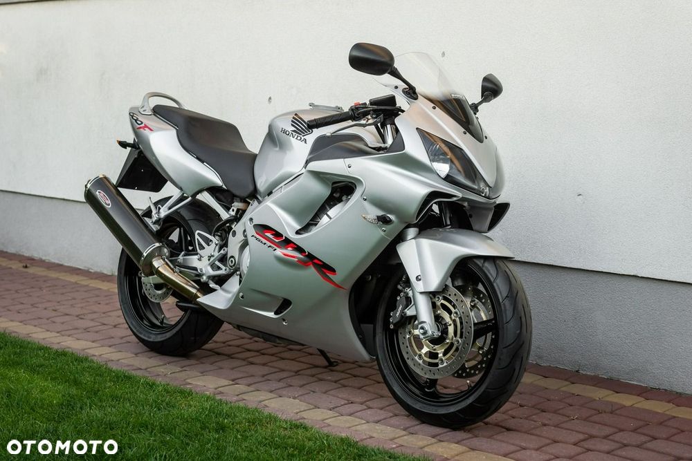 Honda CBR - 1